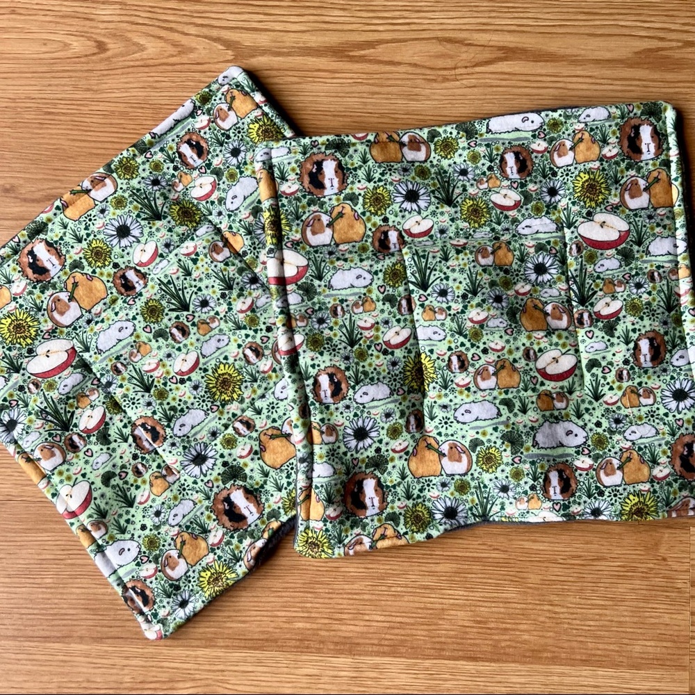 Guinea Pig Piddle Pads Lot 2 Sunflower Fleece Reusable Washable 11” square Buns